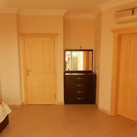 Villa Hollandalilar Sitesi *
