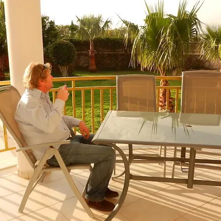Hollandalilar Sitesi